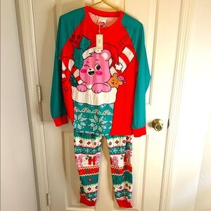 New PatPat Red and Green Care Bear Pajama Set. Festive, Holiday, Christmas